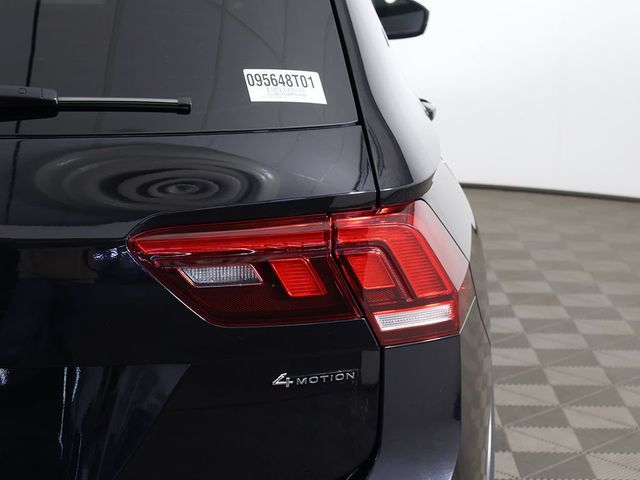 2022 Volkswagen Tiguan 2.0T SE R-Line Black 4MOTION - 23026000 - 16