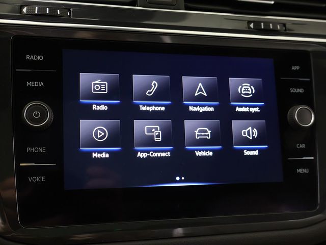 2022 Volkswagen Tiguan 2.0T SE R-Line Black 4MOTION - 23026000 - 44
