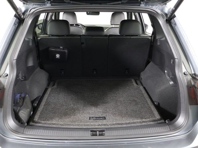 2022 Volkswagen Tiguan 2.0T SE R-Line Black 4MOTION - 23035028 - 19