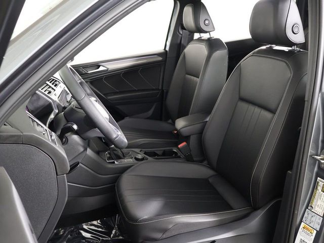 2022 Volkswagen Tiguan 2.0T SE R-Line Black 4MOTION - 23035028 - 33