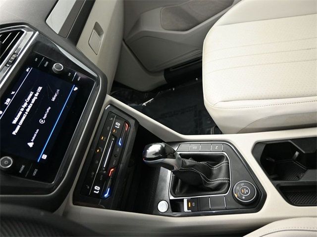 2022 Volkswagen Tiguan 2.0T SE R-Line Black 4MOTION - 22941222 - 26