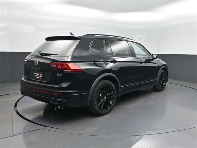 2022 Volkswagen Tiguan 2.0T SE R-Line Black 4MOTION - 22941222 - 33