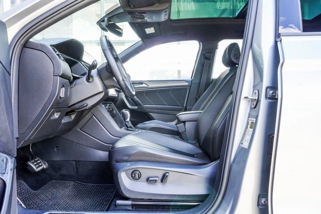 2022 Volkswagen Tiguan 2.0T SE R-Line Black 4MOTION - 22916882 - 28