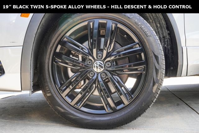 2022 Volkswagen Tiguan 2.0T SE R-Line Black 4MOTION - 22916882 - 2