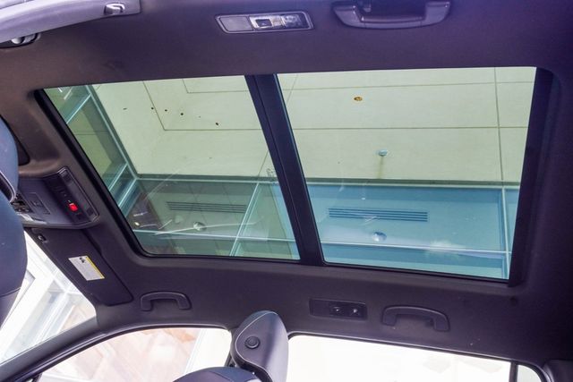 2022 Volkswagen Tiguan 2.0T SE R-Line Black 4MOTION - 22916882 - 34