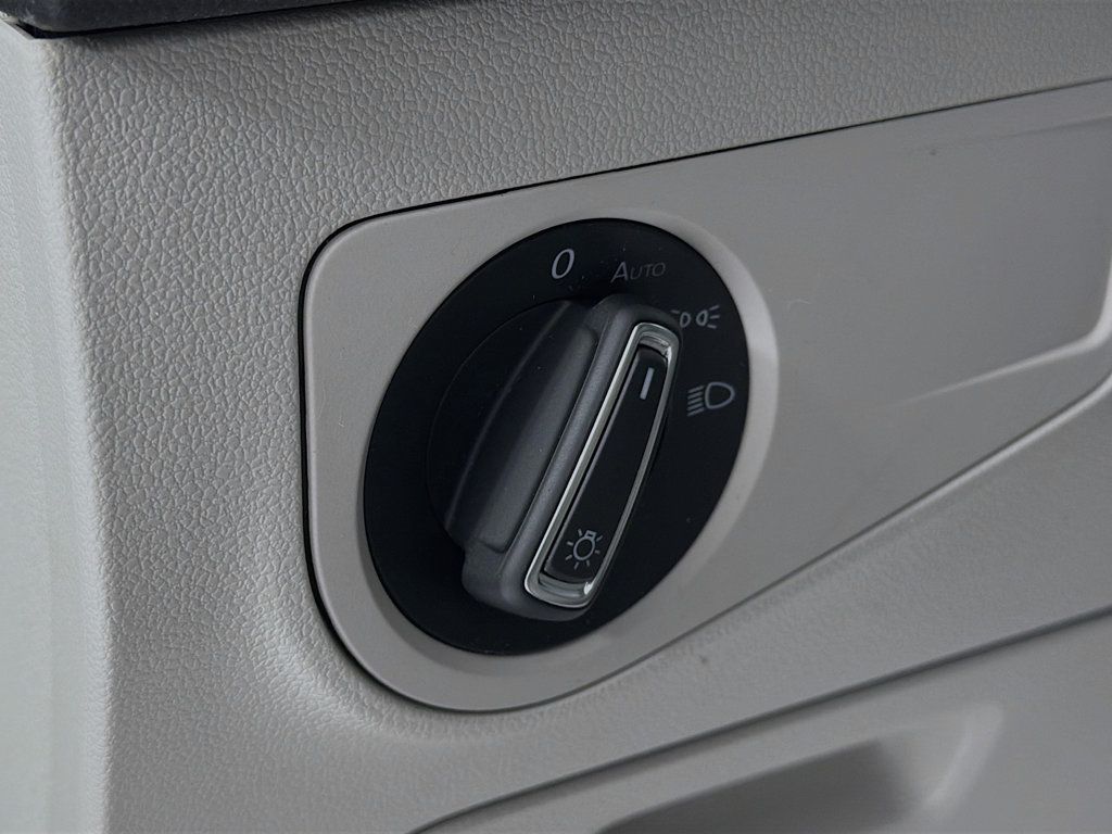 2022 Volkswagen Tiguan 2.0T SE R-Line Black 4MOTION - 22960158 - 9