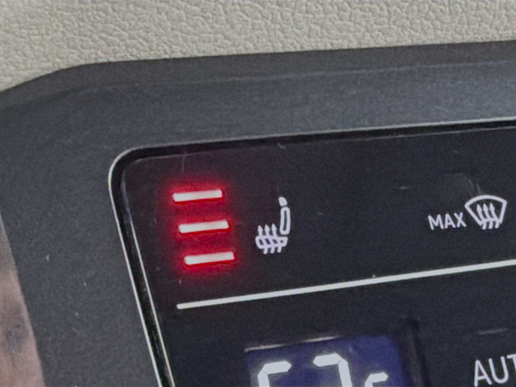 2022 Volkswagen Tiguan 2.0T SE R-Line Black 4MOTION - 22960158 - 18