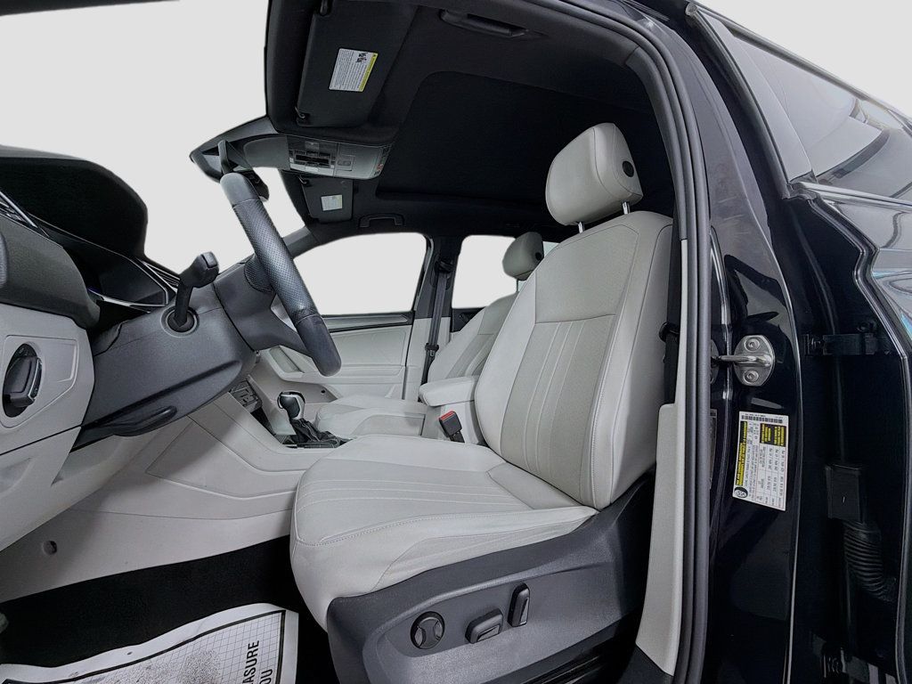 2022 Volkswagen Tiguan 2.0T SE R-Line Black 4MOTION - 22960158 - 19