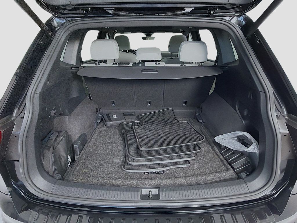 2022 Volkswagen Tiguan 2.0T SE R-Line Black 4MOTION - 22960158 - 24