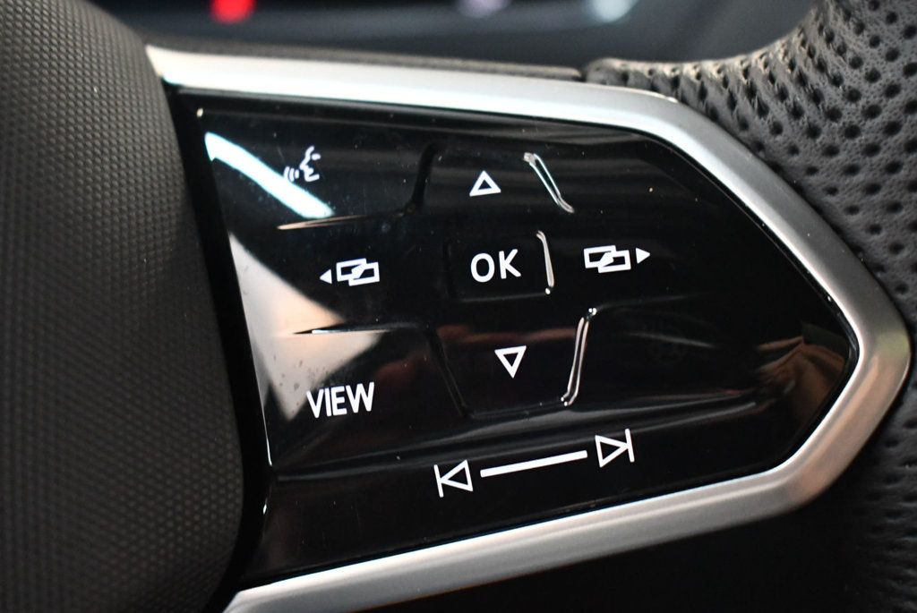 2022 Volkswagen Tiguan 2.0T SE R-Line Black 4MOTION - 22648619 - 39