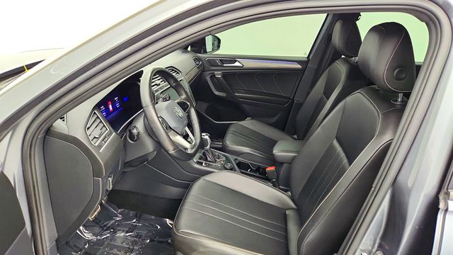 2022 Volkswagen Tiguan 2.0T SE R-Line Black 4MOTION - 22972382 - 18
