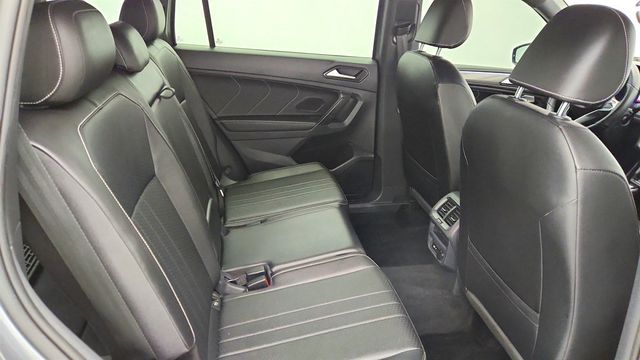 2022 Volkswagen Tiguan 2.0T SE R-Line Black 4MOTION - 22972382 - 21