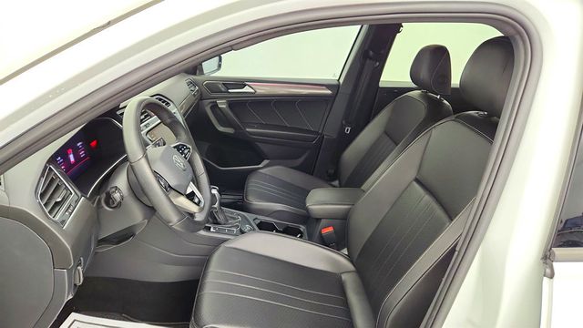 2022 Volkswagen Tiguan 2.0T SE R-Line Black 4MOTION - 23034876 - 18