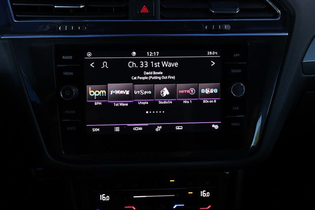 2022 VOLKSWAGEN TIGUAN 2.0T SE R-Line Black FWD - 22964729 - 25