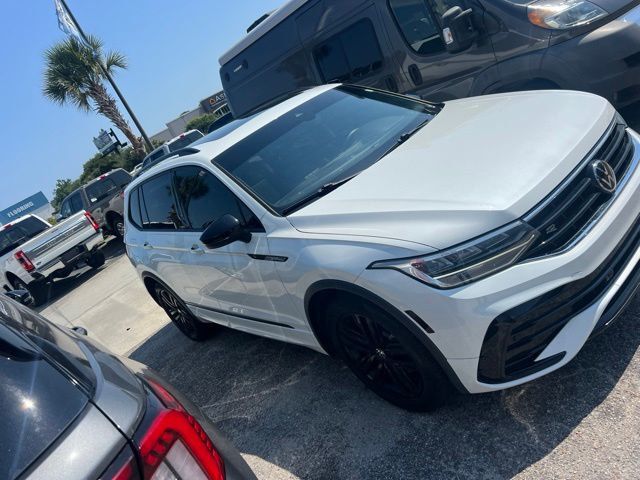 2022 Volkswagen Tiguan 2.0T SE R-Line Black FWD - 23040890 - 1