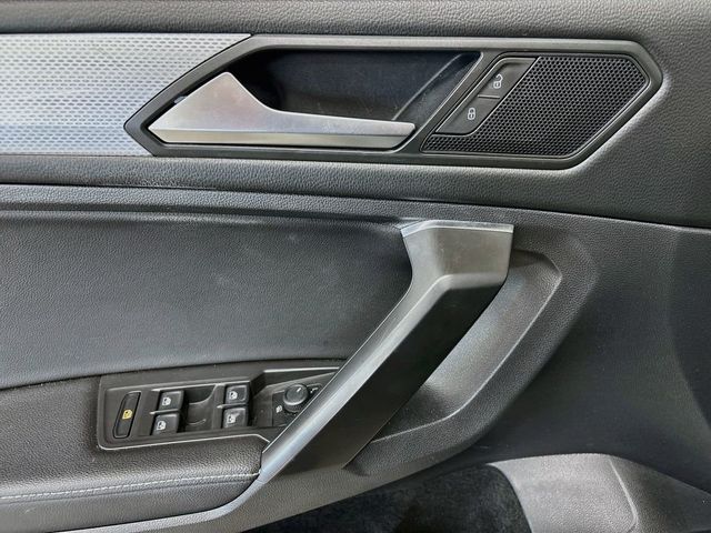 2022 Volkswagen Tiguan 2.0T S FWD - 23070143 - 19