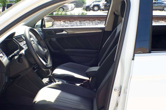 2022 Volkswagen Tiguan LocalTrade/SE-4Motion/PushButtonStart/AdaptiveCruiseControl/NAV - 23022074 - 19