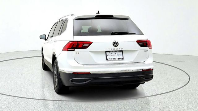 2022 Volkswagen Tiguan SE 4MOTION w/ Panoramic Sunroof - 23094495 - 5