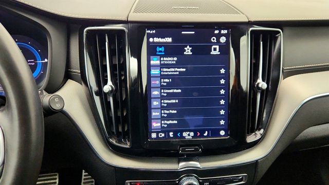 2022 Volvo S60 Recharge Plug-In Hybrid T8 eAWD PHEV R-Design Extended Range w/Advanced Pkg, 21'' Wheels - 22975984 - 18