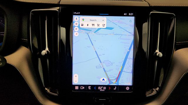 2022 Volvo S60 Recharge Plug-In Hybrid T8 eAWD PHEV R-Design Extended Range w/Advanced Pkg, 21'' Wheels - 22975984 - 19