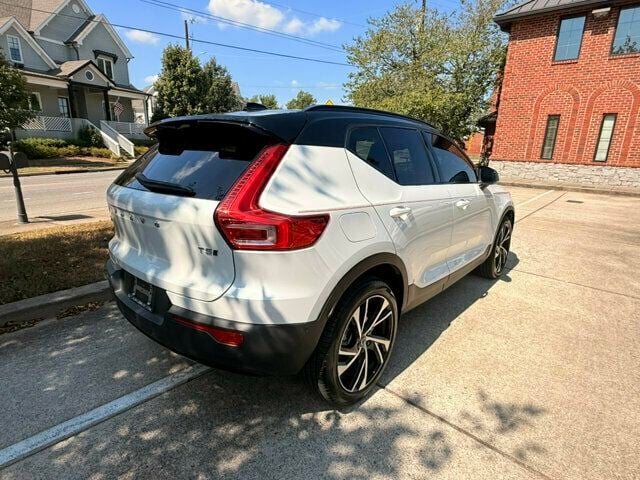 2022 Volvo XC40 LocalTrade/T5-AWD-R-Design/AdvancedPkg/ClimatePkg/360Camera/NAV - 23079281 - 3