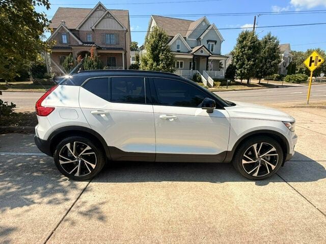 2022 Volvo XC40