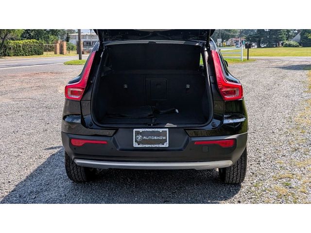 2022 Volvo XC40 T5 AWD Momentum - 22889859 - 12