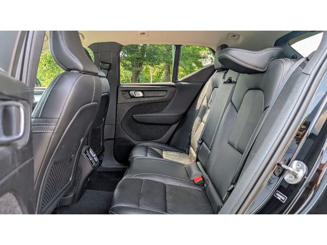 2022 Volvo XC40 T5 AWD Momentum - 22889859 - 15