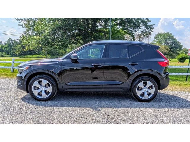 2022 Volvo XC40 T5 AWD Momentum - 22889859 - 3