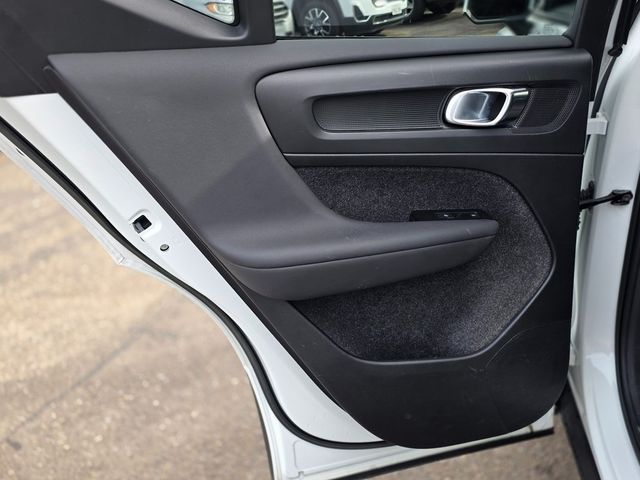 2022 Volvo XC40 T5 AWD Momentum - 22967352 - 20