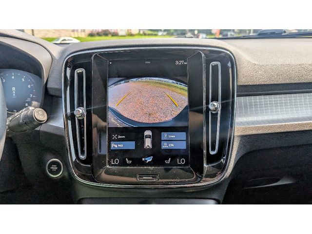 2022 Volvo XC40 T5 AWD Momentum - 22895931 - 26