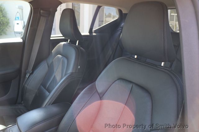 2022 Volvo XC40 T5 AWD Momentum - 23025507 - 8