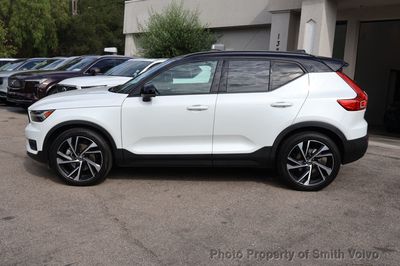 2022 Volvo XC40