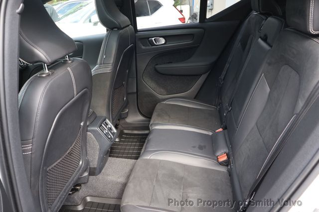 2022 Volvo XC40 T5 AWD R-Design - 23073198 - 9