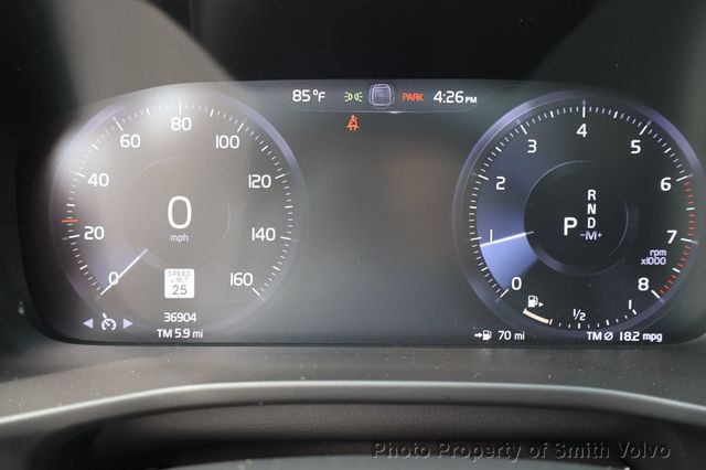 2022 Volvo XC40 T5 AWD R-Design - 23073198 - 13