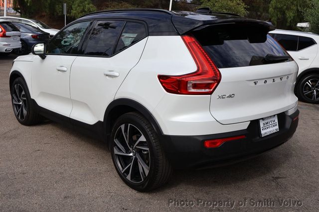 2022 Volvo XC40 T5 AWD R-Design - 23073198 - 1
