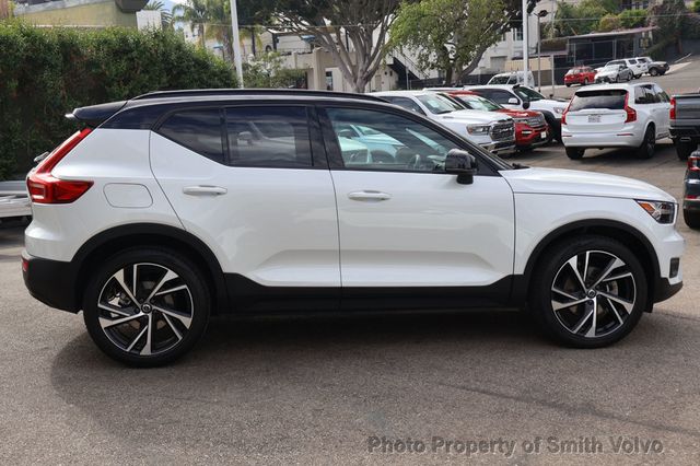 2022 Volvo XC40 T5 AWD R-Design - 23073198 - 4