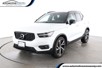 2022 Volvo XC40