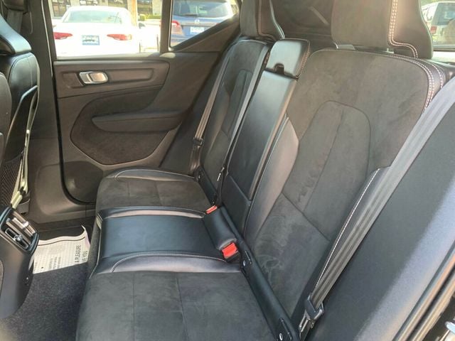 2022 Volvo XC40 Recharge Pure Electric P8 eAWD Twin - 22932056 - 15