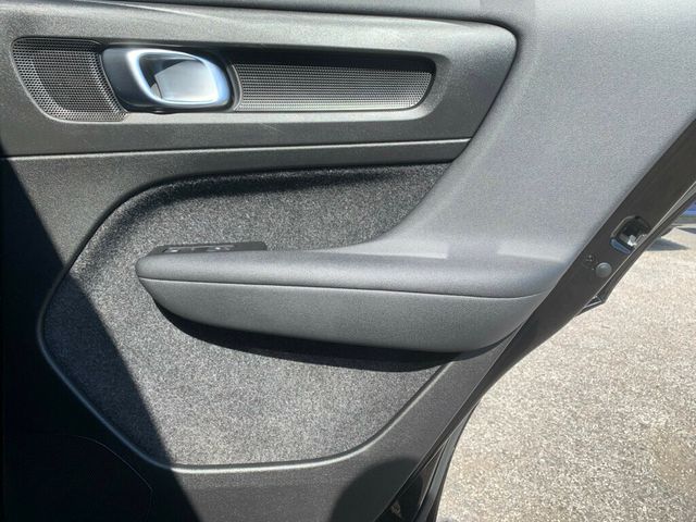 2022 Volvo XC40 Recharge Pure Electric P8 eAWD Twin - 22932056 - 23