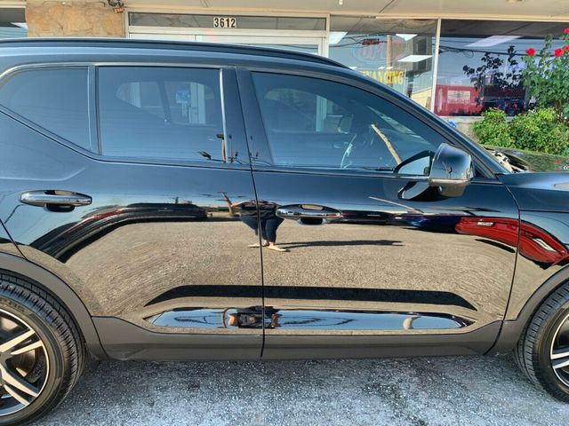 2022 Volvo XC40 Recharge Pure Electric P8 eAWD Twin - 22932056 - 29