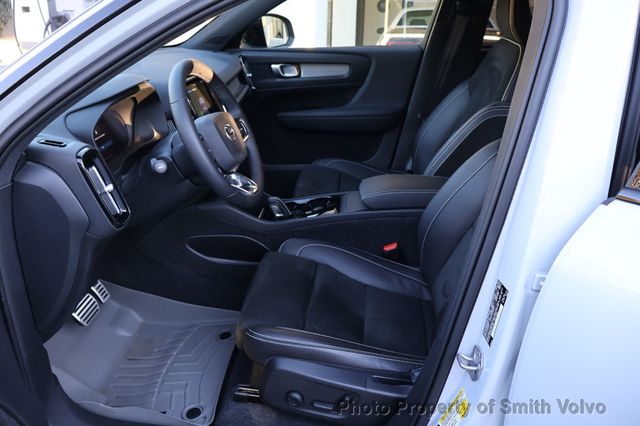 2022 Volvo XC40 Recharge Pure Electric P8 eAWD Twin Plus - 22970898 - 6