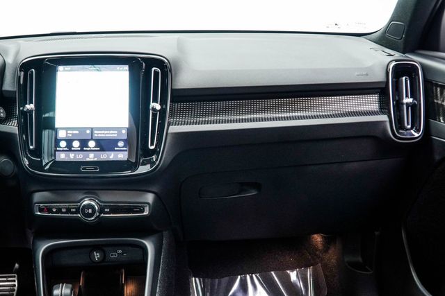 2022 Volvo XC40 Recharge Pure Electric P8 Ultimate - 23067602 - 17