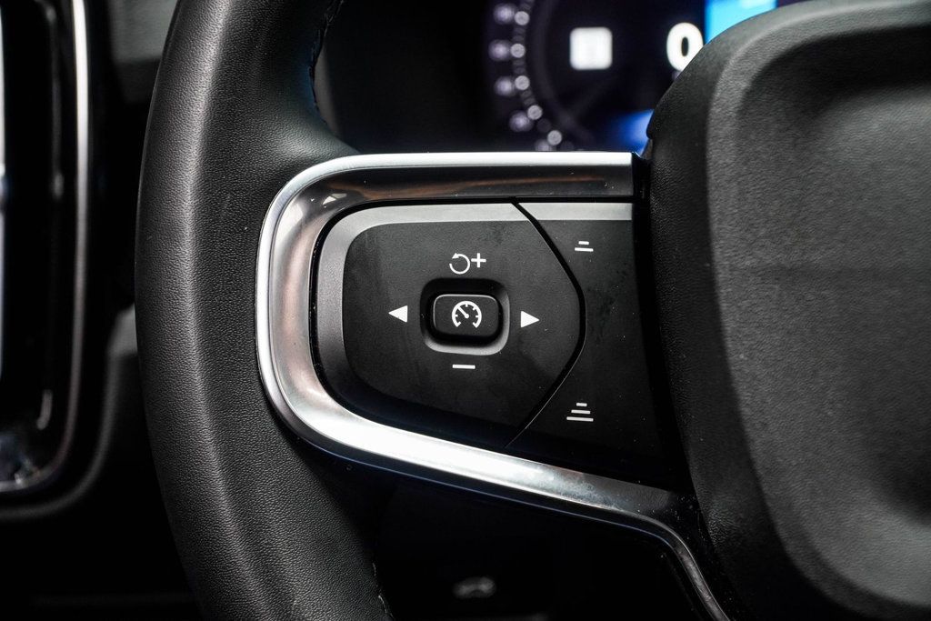Volvo XC40 photo 29