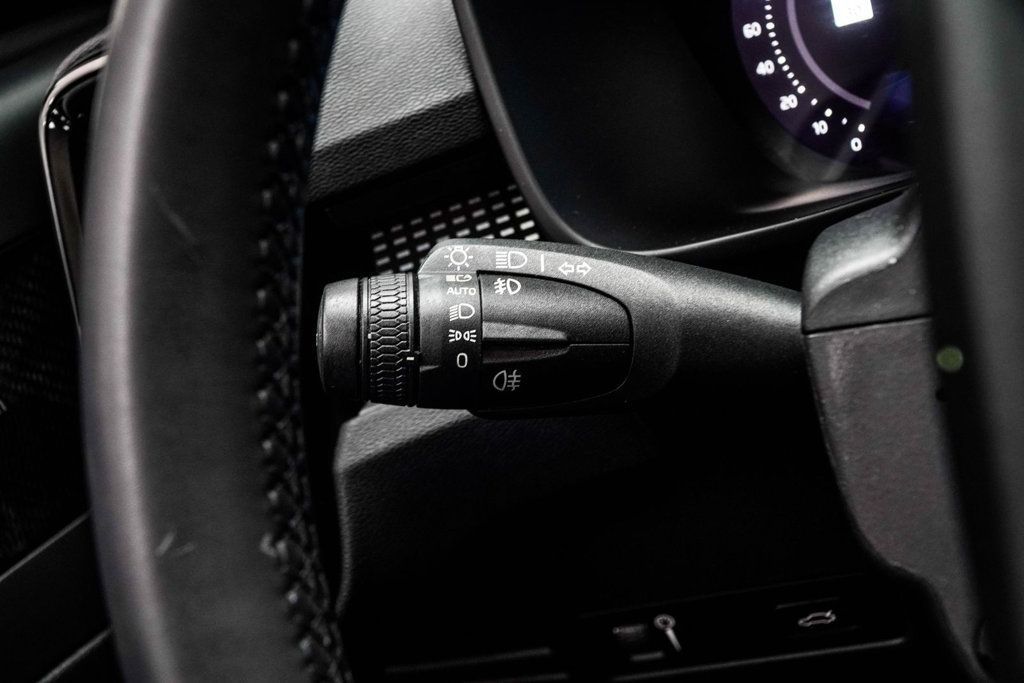 Volvo XC40 photo 31