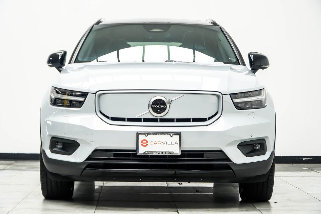 Volvo XC40 photo 8