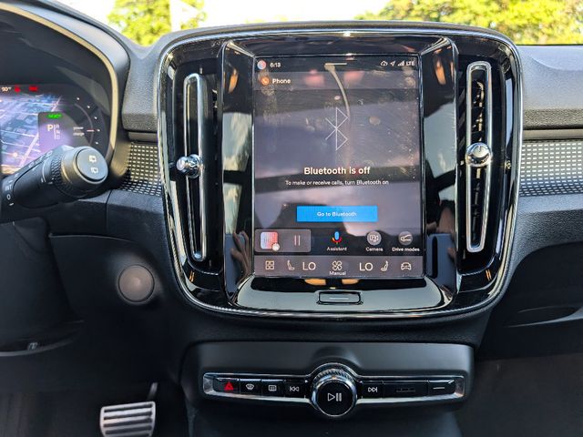 2022 Volvo XC40 Recharge Pure Electric Twin Plus - 23076006 - 26