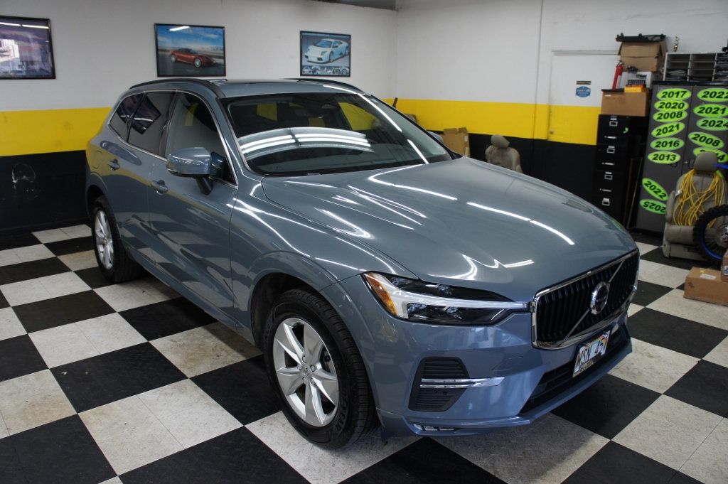 2022 Volvo XC60 1-Owner, B5 AWD Momentum - 23017180 - 11