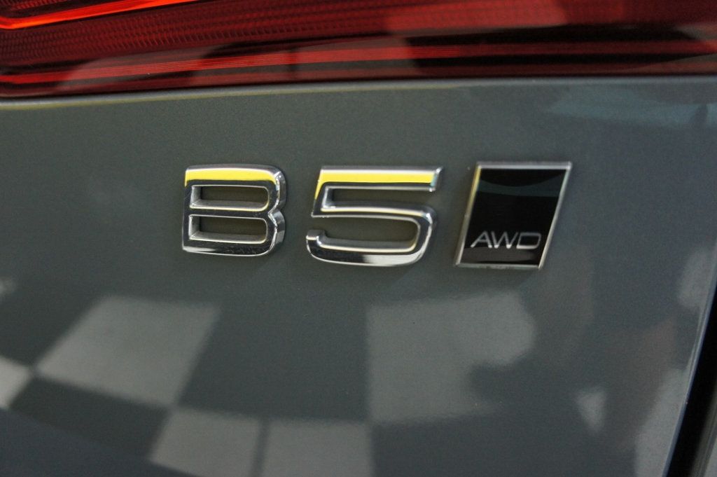 2022 Volvo XC60 1-Owner, B5 AWD Momentum - 23017180 - 16