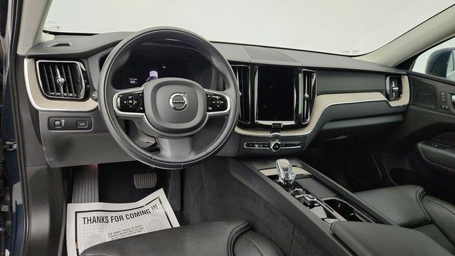 2022 Volvo XC60 B5 AWD Inscription w/ Advanced Pkg, 20'' Wheels & Climate Pkg - 23068523 - 11